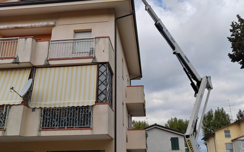 Ripristino Completo della Copertura e degli Interni Dopo la Tempesta