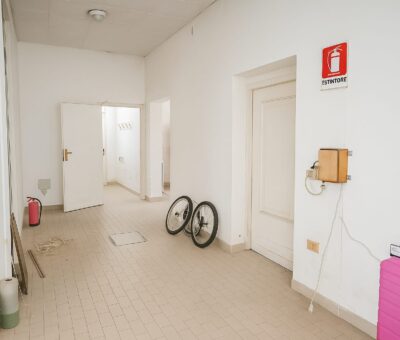 Locale commerciale con laboratorio nel cuore di Fratta Terme